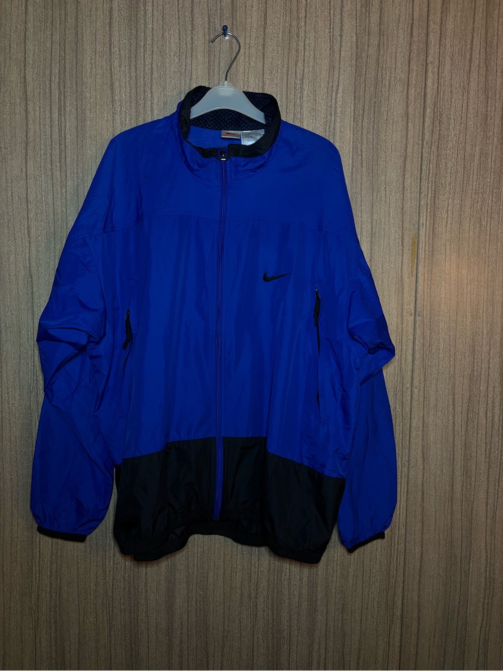 Vibtage Nike Men's Blue and Black Windbreaker Jacket